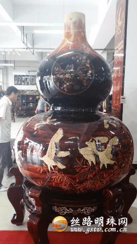 傳承雕漆文化，打造文化集市 工藝美術(shù)品及收藏品零售新路徑